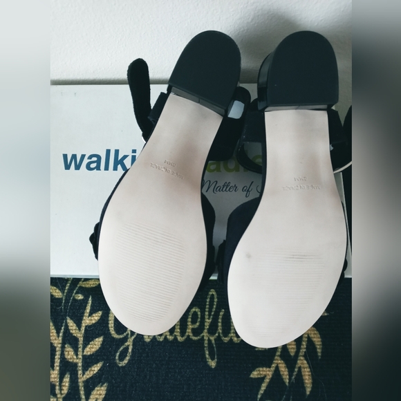 Walking Cradles Suede Dress Sandals - Picture 4 of 4